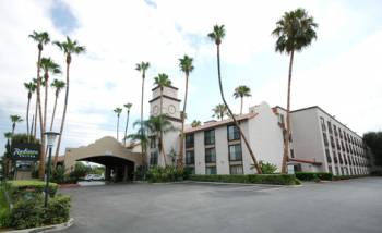 Radisson Suites Hotels Buena Park, CA