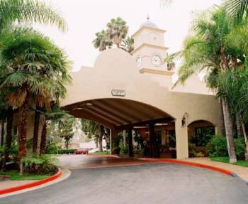 Radisson Suites Hotel Covina, CA