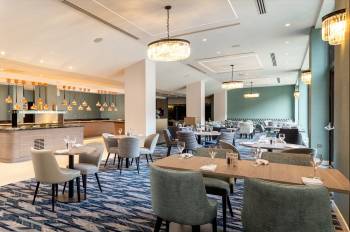 Restaurant at Hilton London Gatwick Airport