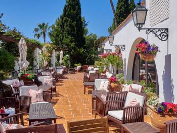 Hotel BonSol Resort & Spa