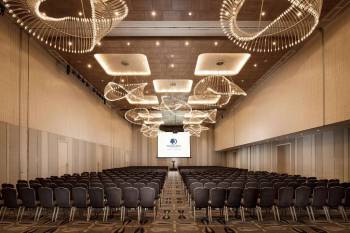 DoubleTree by Hilton Hotel Jakarta - Diponegoro