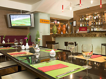 all seasons Bangkok Huamark